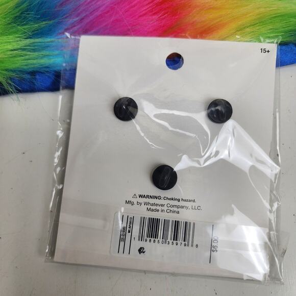 Target Pride LGBTQ+ Rainbow Faux Fur Festival Wrap Scarf & Enamel Pins NEW - Picture 3 of 6